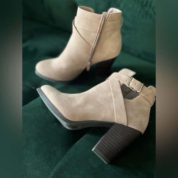 Call It Spring Tecia Booties - Picture 3 of 3